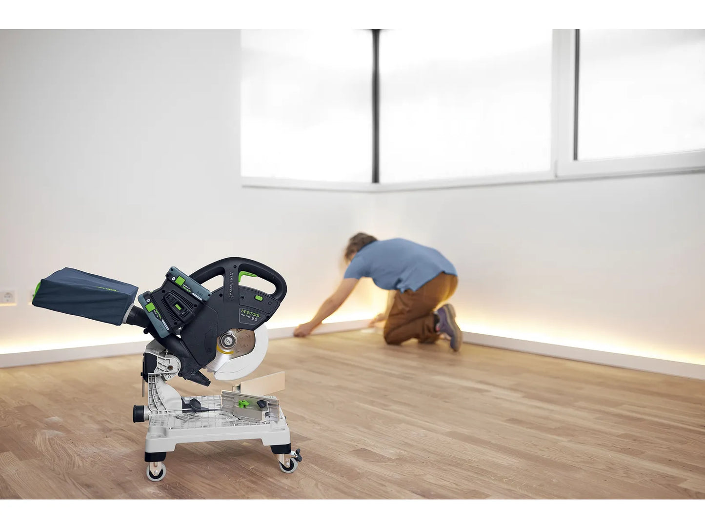 Festool SYMMETRIC SYMC 70 Kapp- und Gehrungssäge
